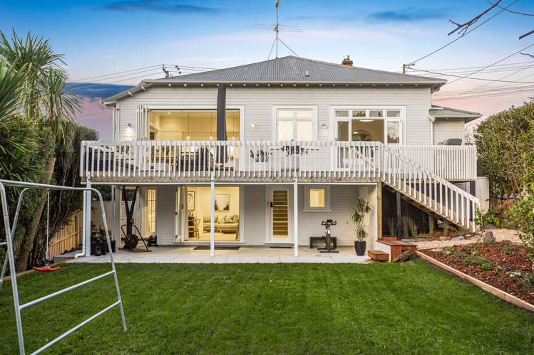 5 Derby Street Devonport_17