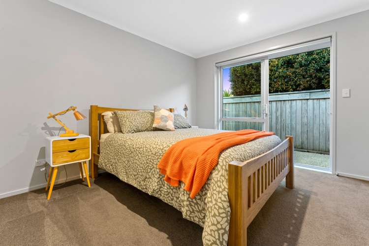 15 Orchard Terrace Riverhead_19