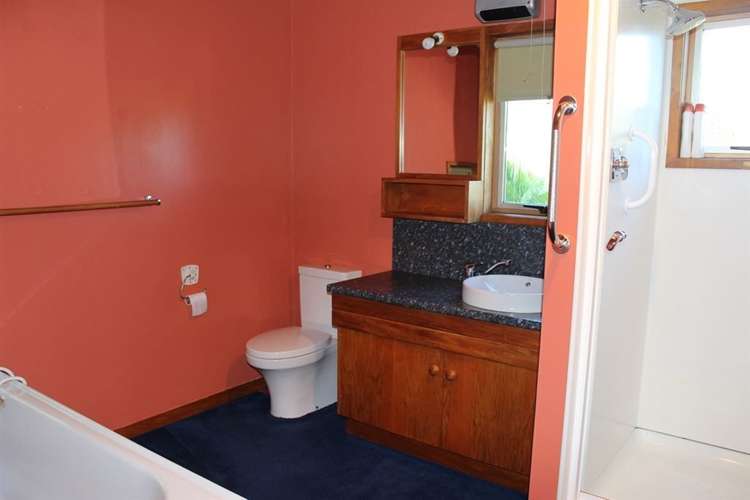 21 Kakariki Grove Waikanae_5