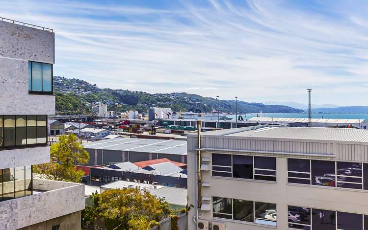 42/70 Hobson Street Thorndon_5