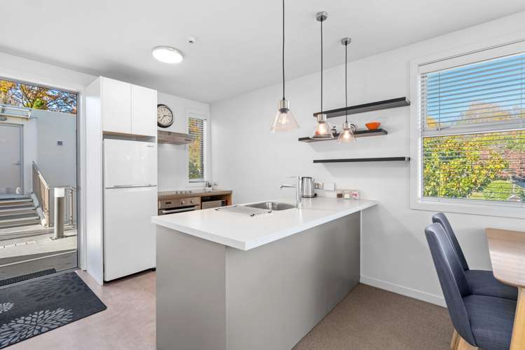 201/29 Warren Street Wanaka_7