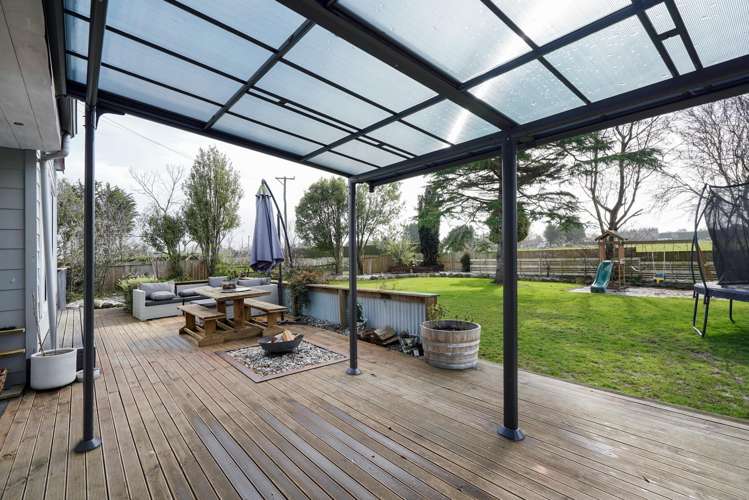 70 Pomona Road East_3