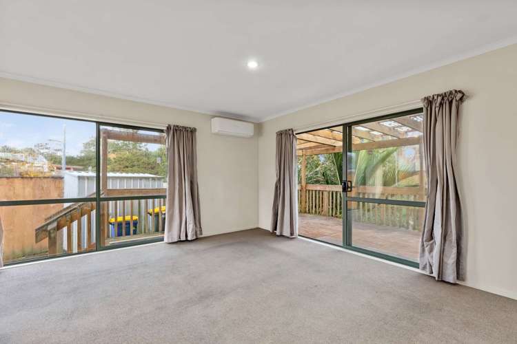 15 Edwin Freeman Place Ranui_11