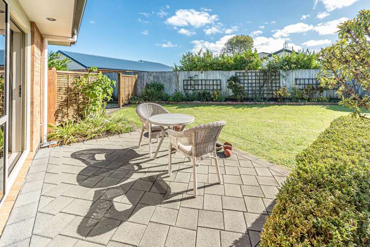 22 Sherwood Place Springvale_5