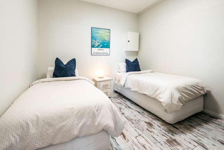 6/118 Ocean View Road Oneroa_17