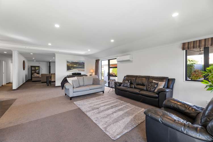 6 Robalan Place Redwoodtown_16