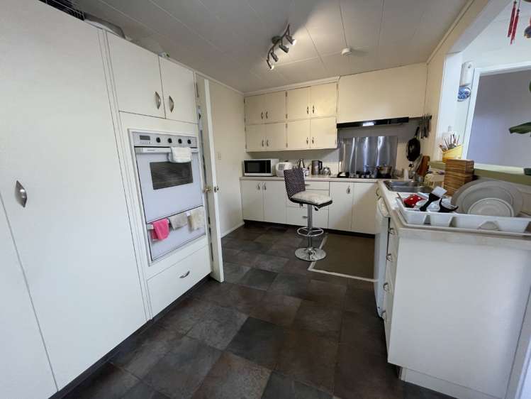 53 Kaurilands Road Titirangi_13