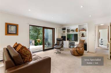 24 Ryehill Close_4