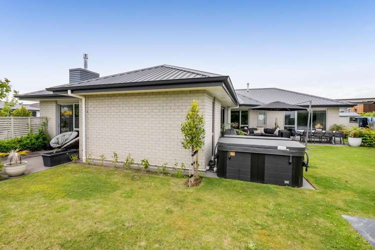 3 Condor Crescent Bell Block_38