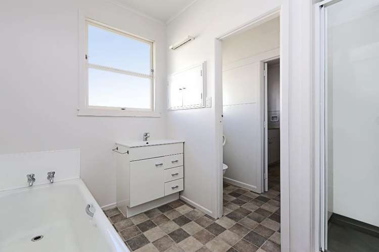 808 Willowpark Road North Hastings_11