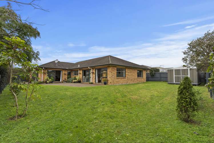 14 Flora Place Wattle Downs_16