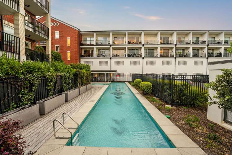 203/1A Soljak Place Mt Albert_15