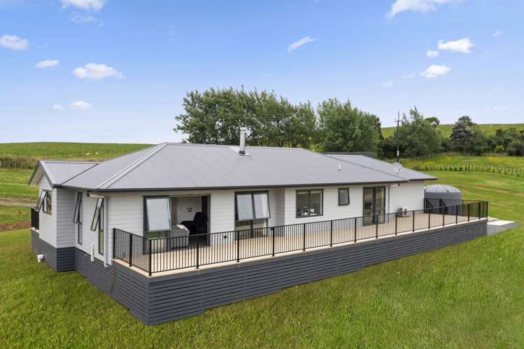 64 Ruapuke Road Raglan_2