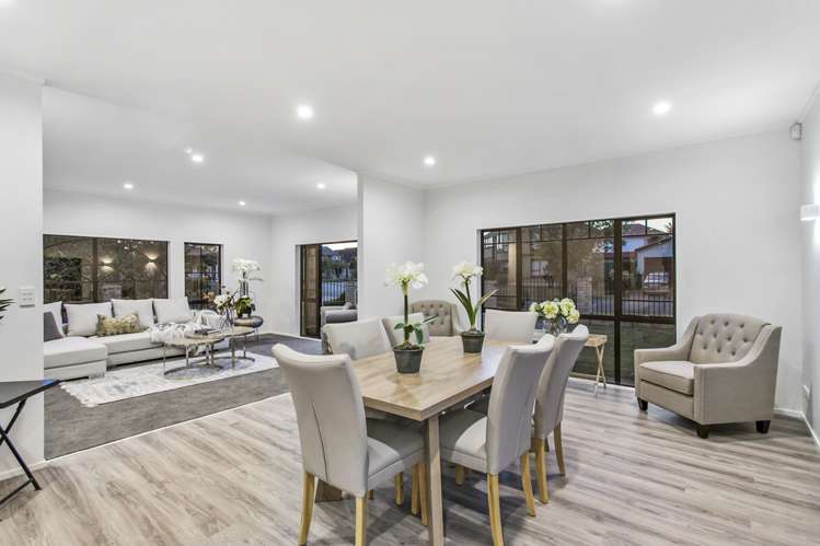 2 Lone Tree Avenue Te Atatu Peninsula_5