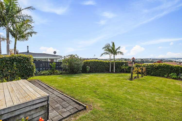 4 Forsythe Place Massey_10