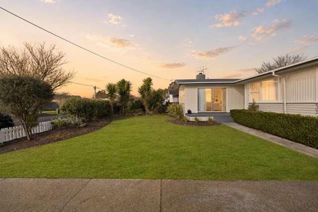 7 Forth Crescent Glenview_2