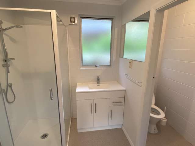 2/3 Angle Street 10728_3