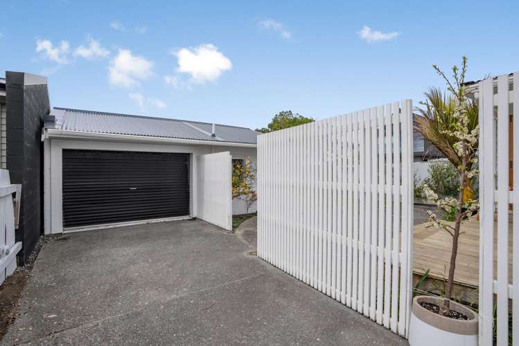 4 Collins Street Petone_21