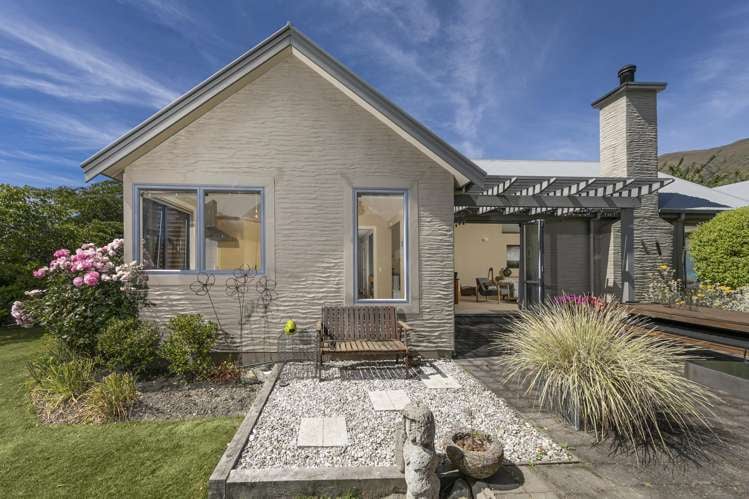 121 Meadowstone Drive Wanaka_22