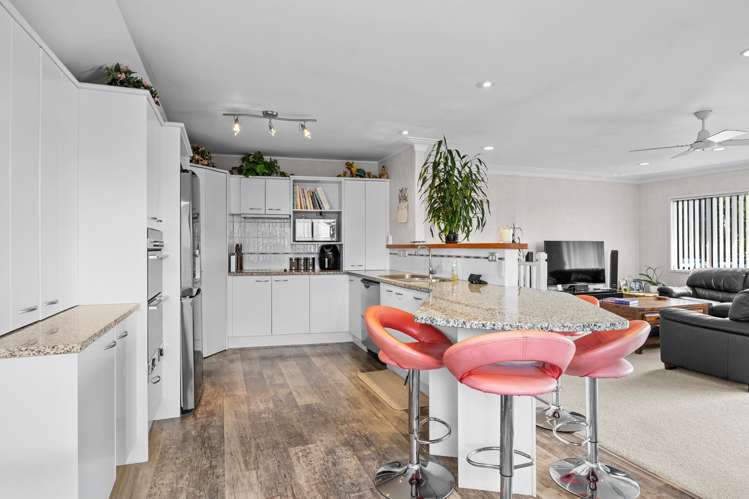 1/43 Devon Road Bucklands Beach_7