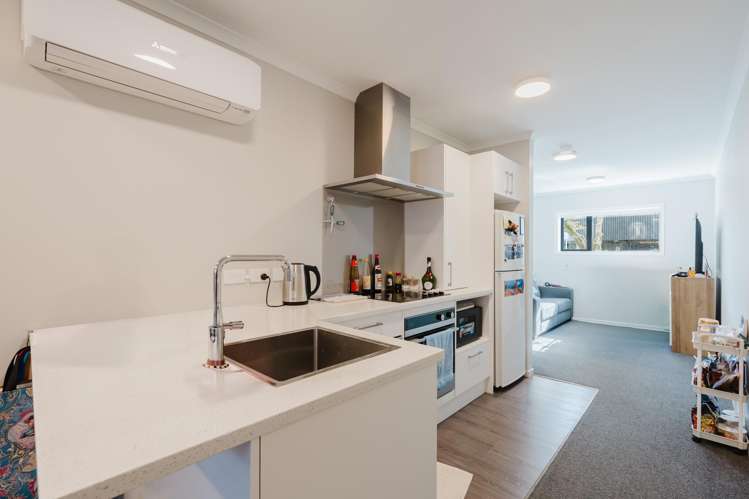 G04/17 Vialou Street Hamilton Central_3