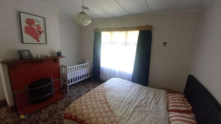 11,13 Birch Street Tuatapere_11