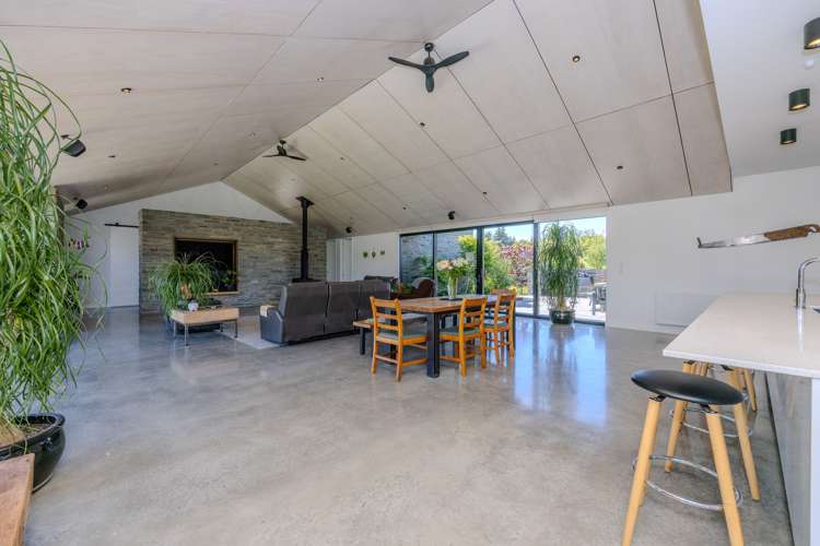 3 Hikuwai Drive Albert Town_11