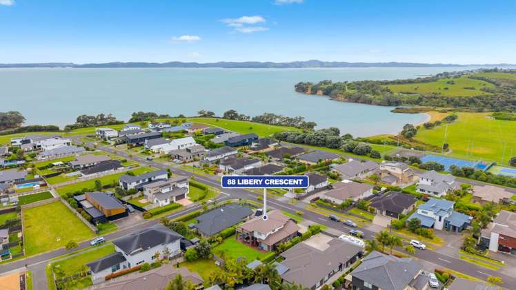 88 Liberty Crescent Beachlands_9