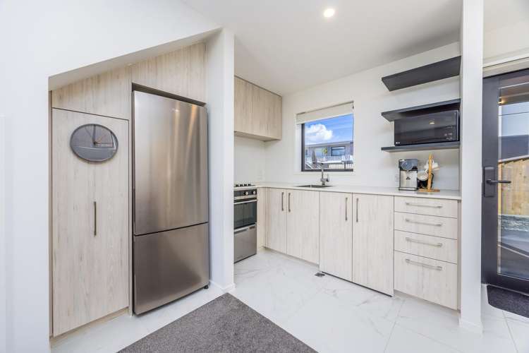 4/10 Willcott Street Mount Albert_10