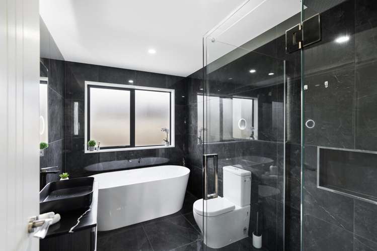 47 Selfe Crescent Burwood_15