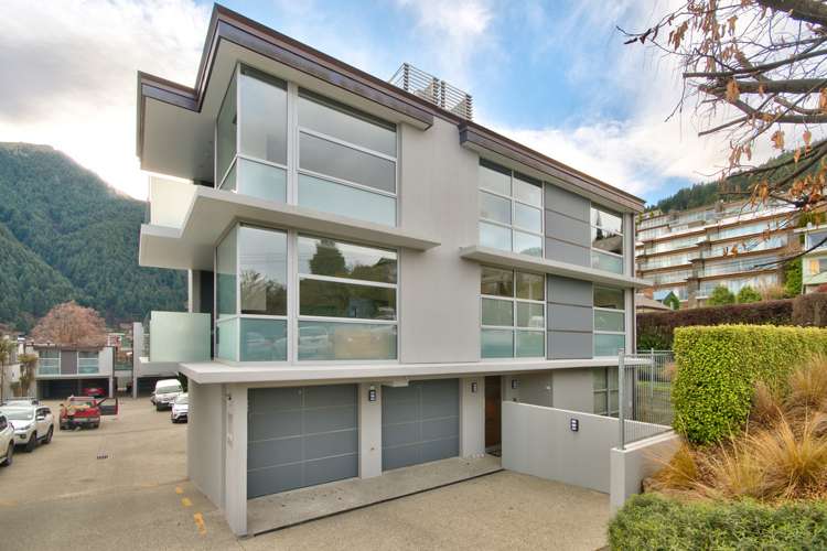 3/60 Hallenstein Street Queenstown_19
