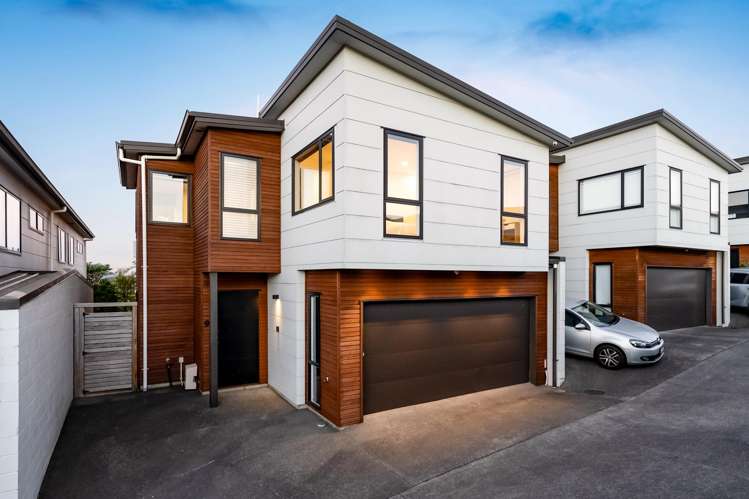 9 Coastview Lane Long Bay_3