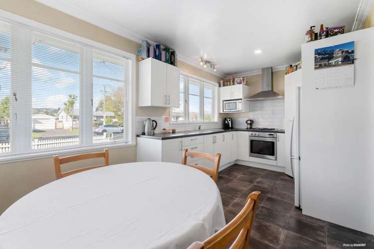 37 Laurie Avenue Papakura_17