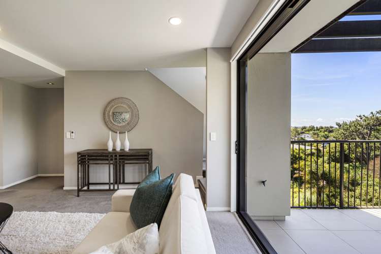 A204/525 East Coast Road Browns Bay_14