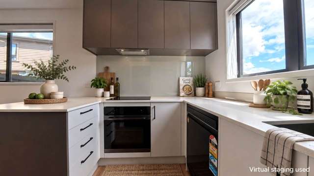 73 Freeland Avenue Mt Roskill_2