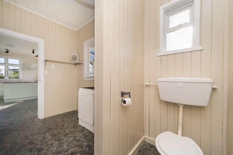 22 Westmere Place Takaro_11