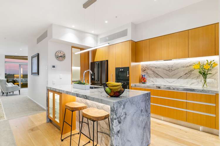 204/585 Beach Road Rothesay Bay_5