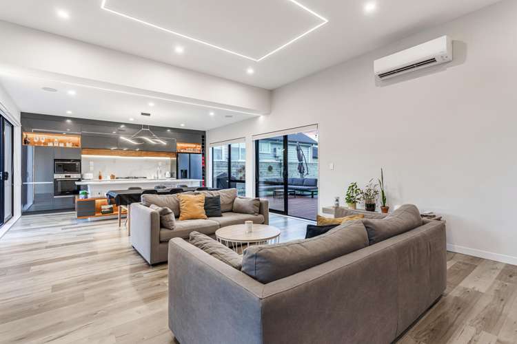 17 Leebank Crescent Riverhead_5