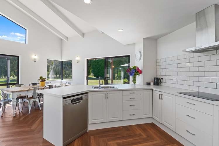 15 Park Road Motukarara_10