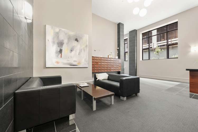 5f/42 Molesworth Street Thorndon_13