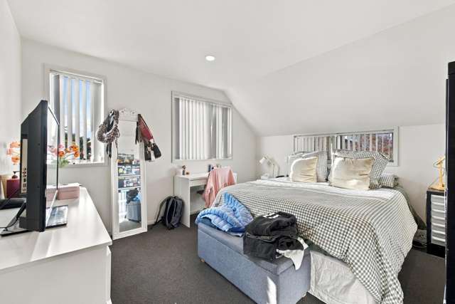 1-2/76A Southampton Street Sydenham_4