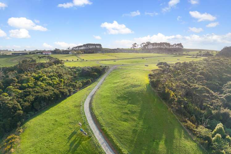 154 Muriwai Valley Road Muriwai_17