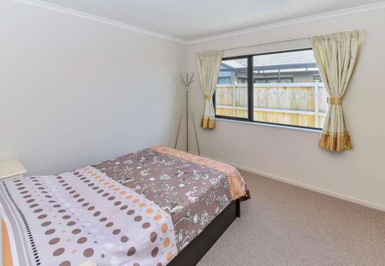 9 Kirkaldy Street Wattle Downs_9
