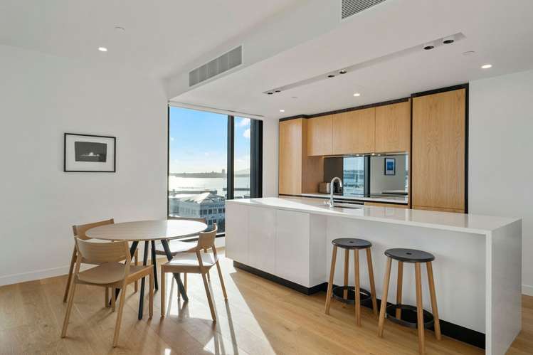 602/70 Daldy Street 500164_6