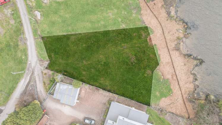 33 Iri Irikapua Parade Hinemoa Point_11