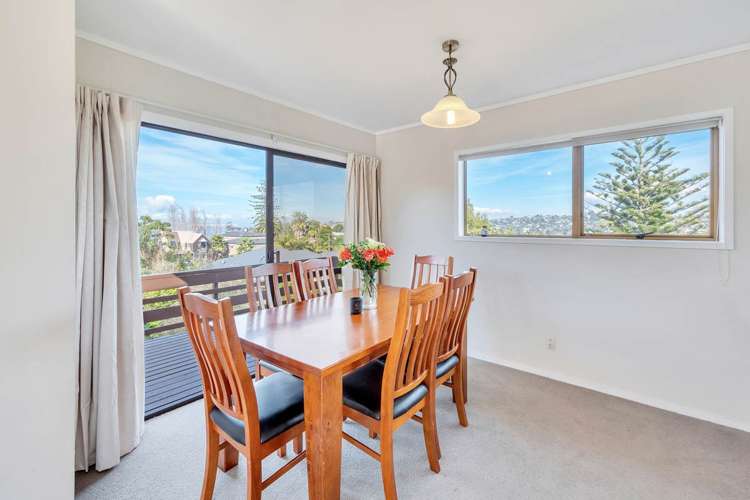 1/2a Carlisle Road Browns Bay_8