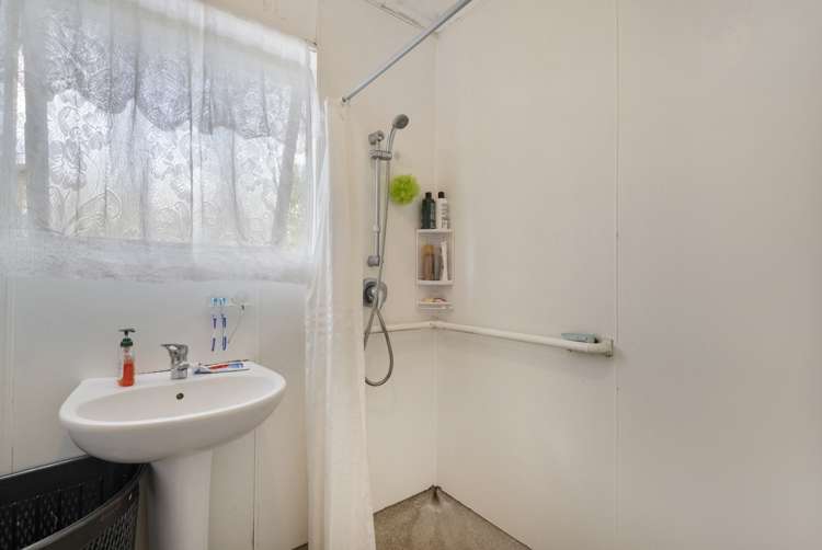 31 Kamara Road Glen Eden_13