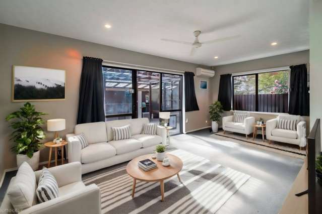 2/126B Inwoods Close Parklands_1