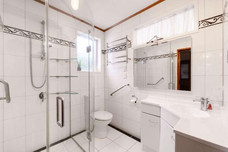 24 Bates Street Riverton_5