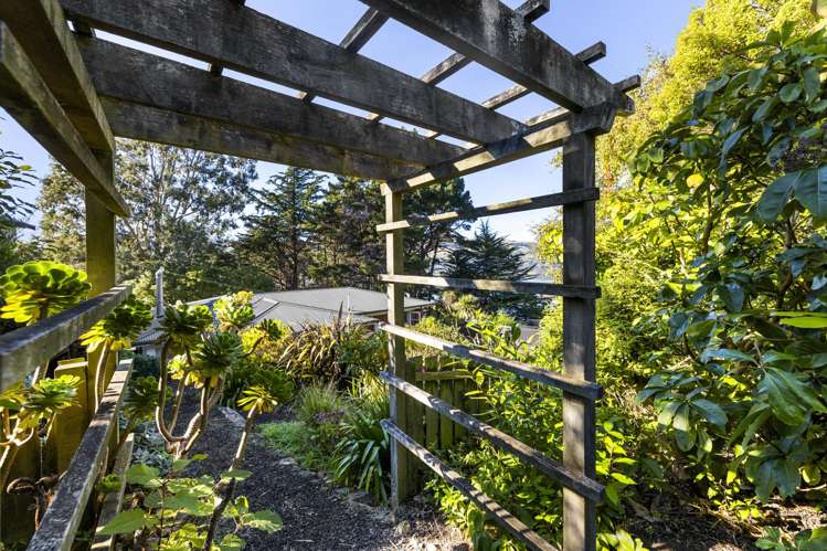 8 & 10 Gannet Lane Saint Leonards_22